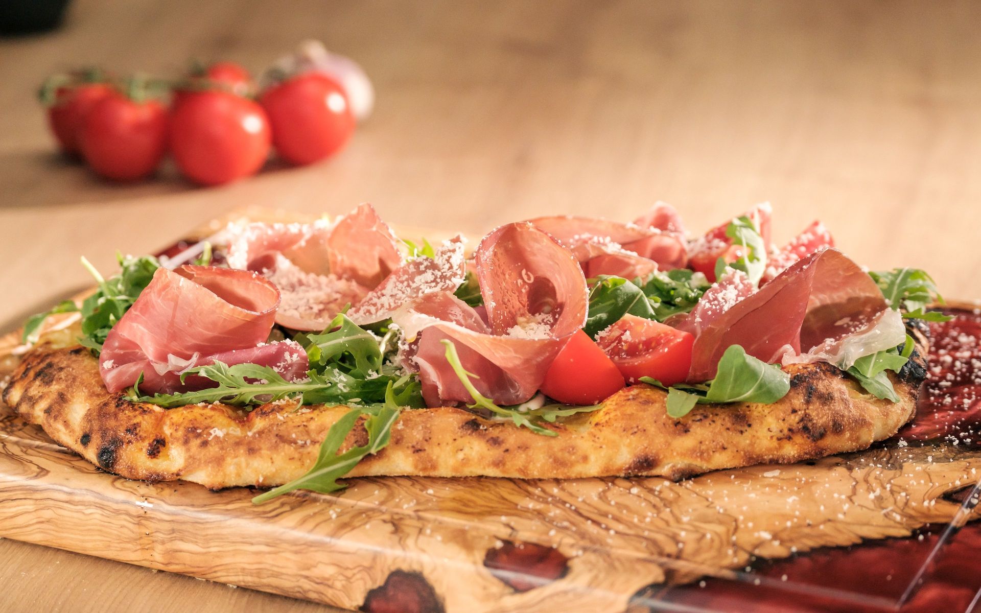 Pizza With Arugula & Prosciutto di Parma