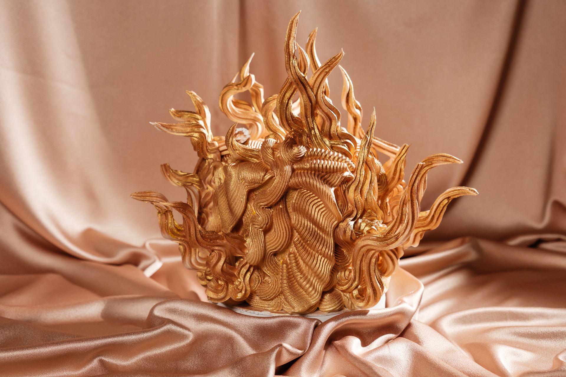 Medusa-Inspired Meringue Cake