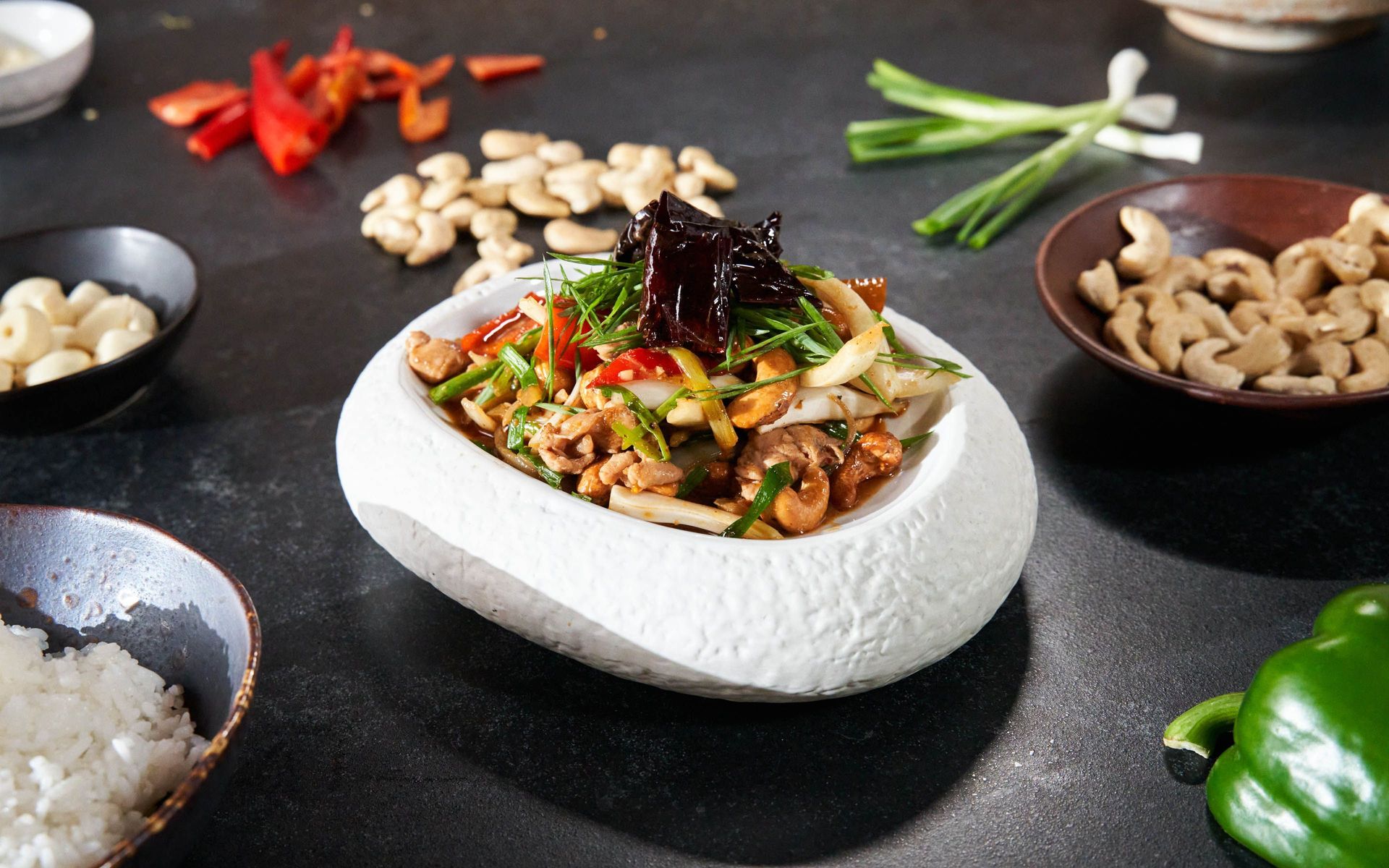 Stir-Fried Chicken With Cashew Nuts