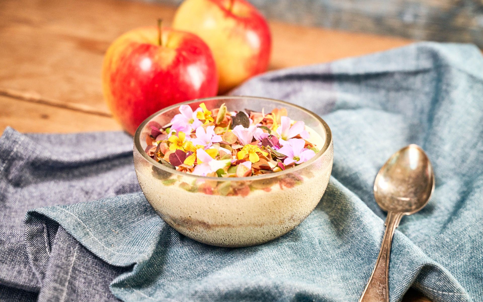 Traditional Layered Apple Pie