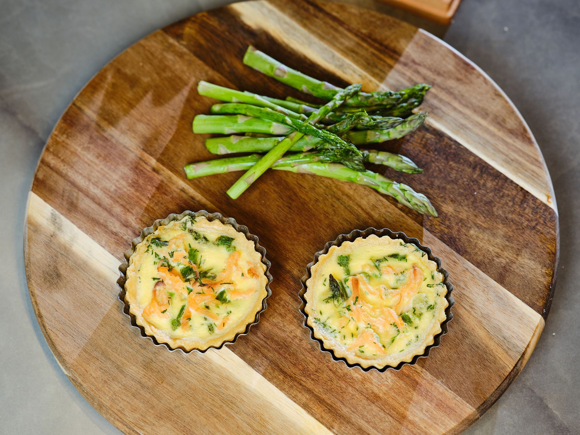 Smoked Salmon and Asparagus Quiche